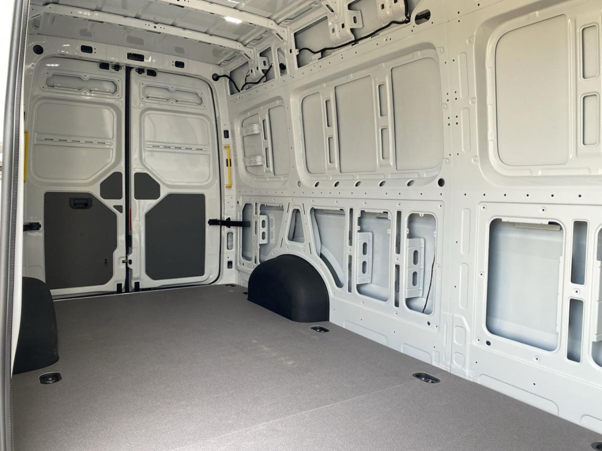 Volkswagen Crafter Kasten langer Radstand