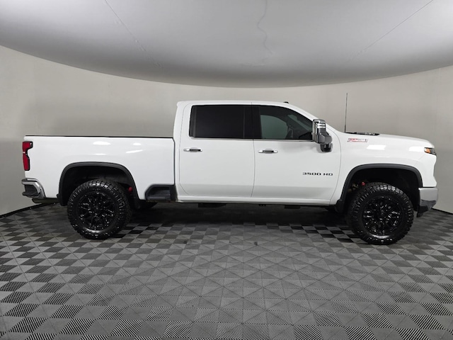 2024 Chevrolet Silverado