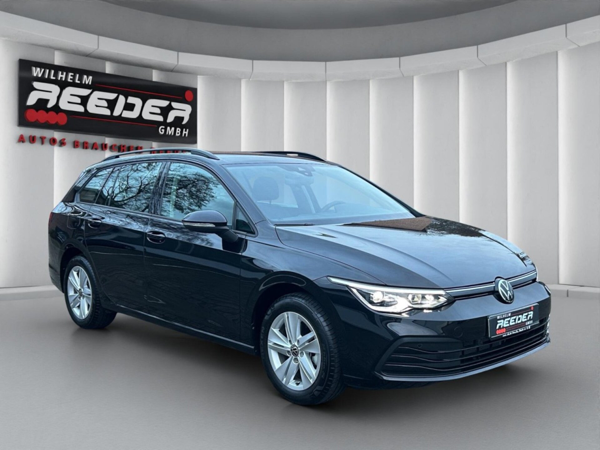 Volkswagen Golf Variant Life