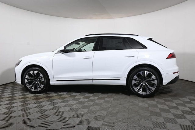 2026 Audi Q8