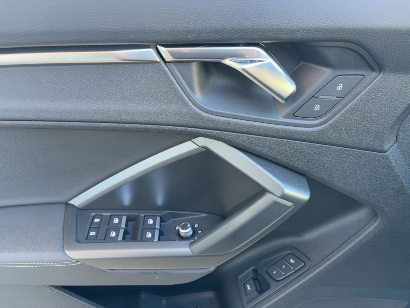 Bild über Audi Q3 Sportback S line 40 TFSI quattro S tronic - für weitere Informationen kontaktieren Sie den Audi Partner