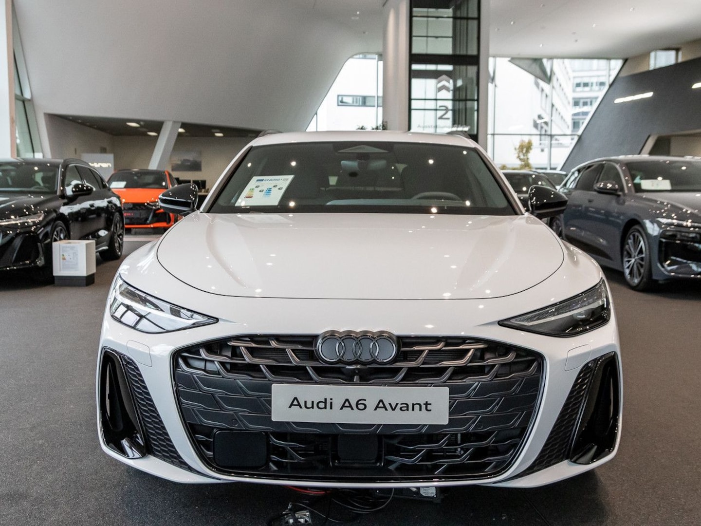 Bild über Audi A6 Avant edition one TDI 150 kW S tronic - für weitere Informationen kontaktieren Sie den Audi Partner