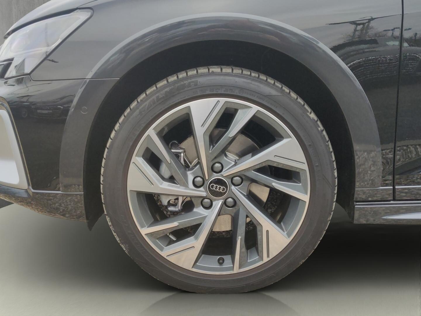 Bild über Audi A3 allstreet 35 TFSI S tronic - für weitere Informationen kontaktieren Sie den Audi Partner