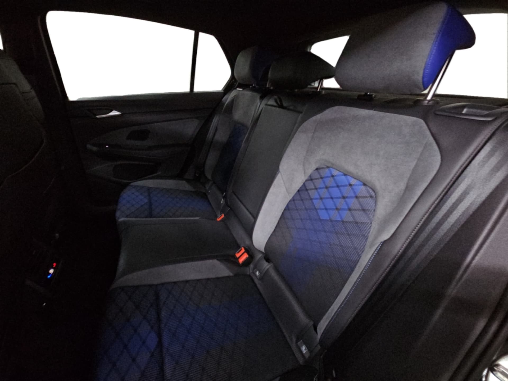 Volkswagen Golf R