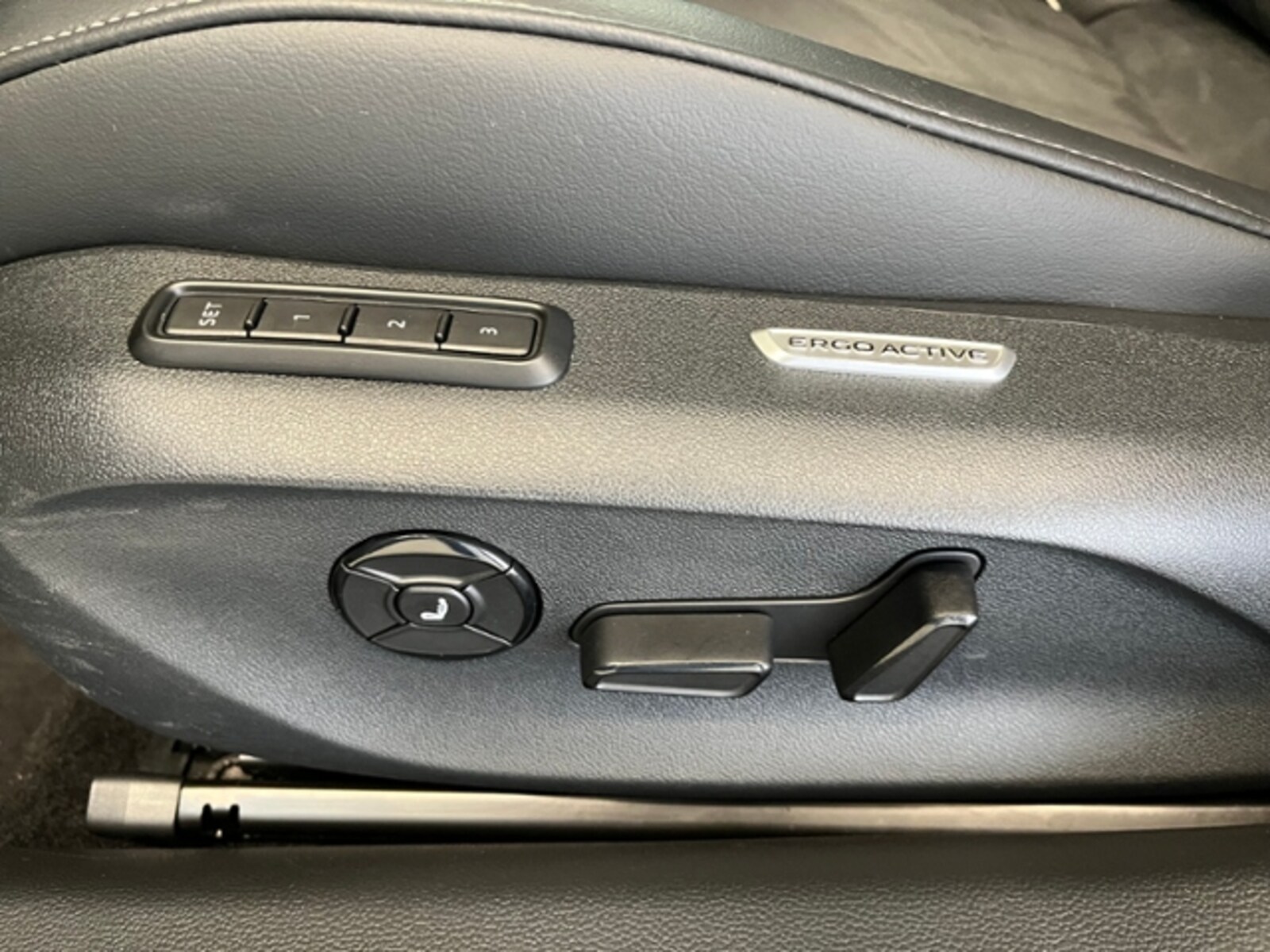 Volkswagen Passat – Bild 14