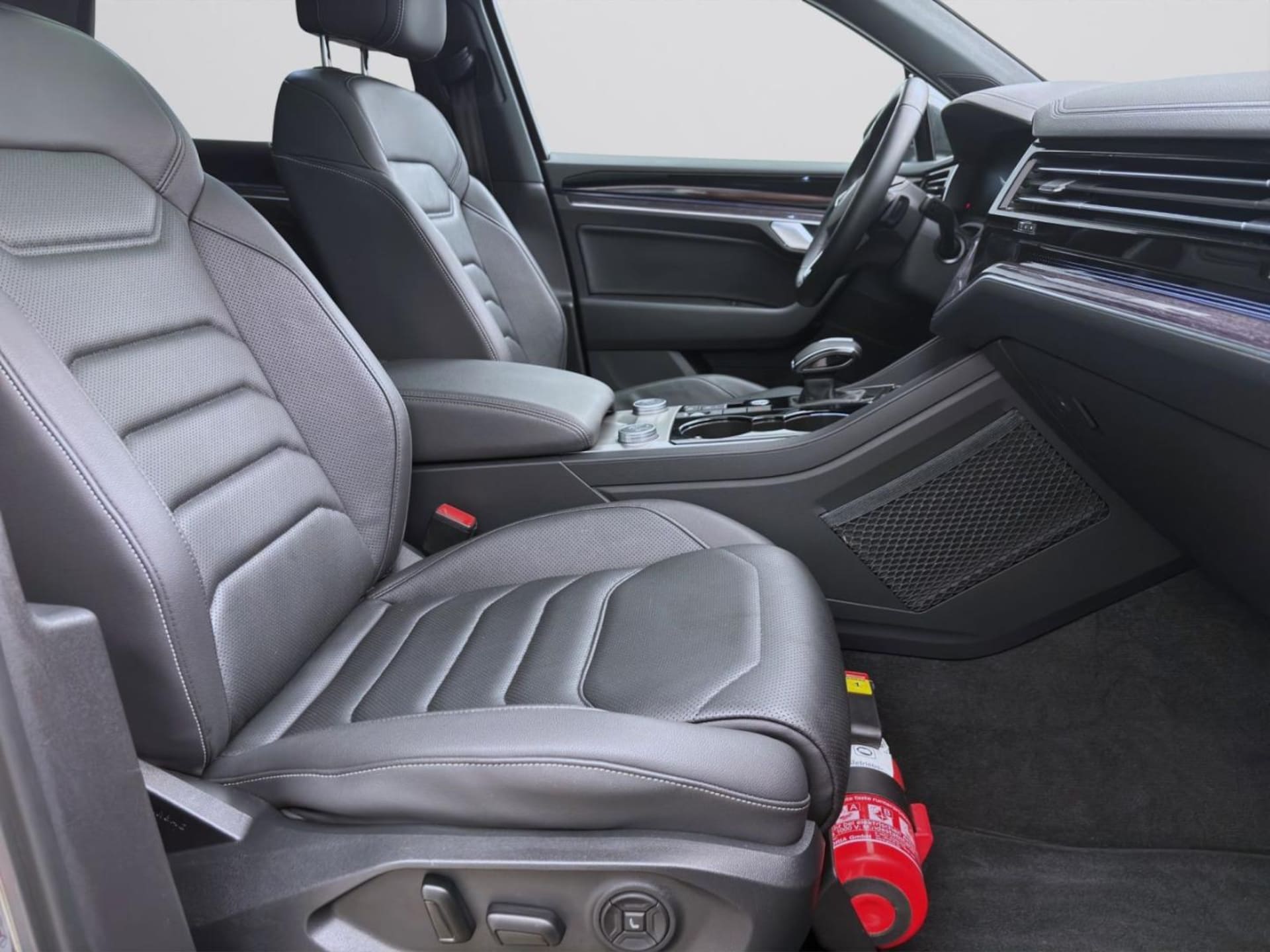 Volkswagen Touareg Basis-Modell