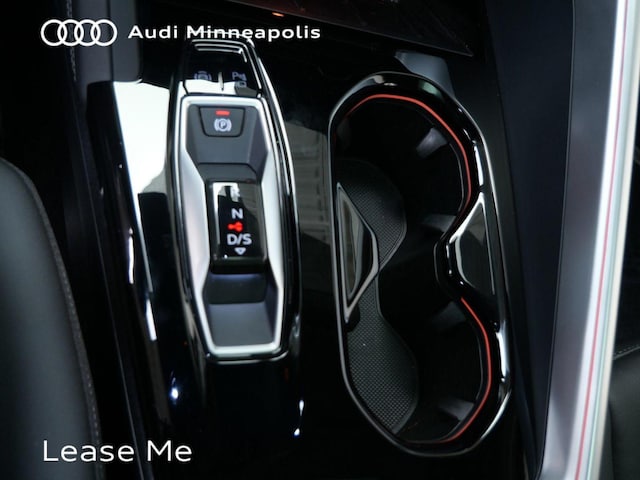 2025 Audi New Q5 Premium - Photo 19