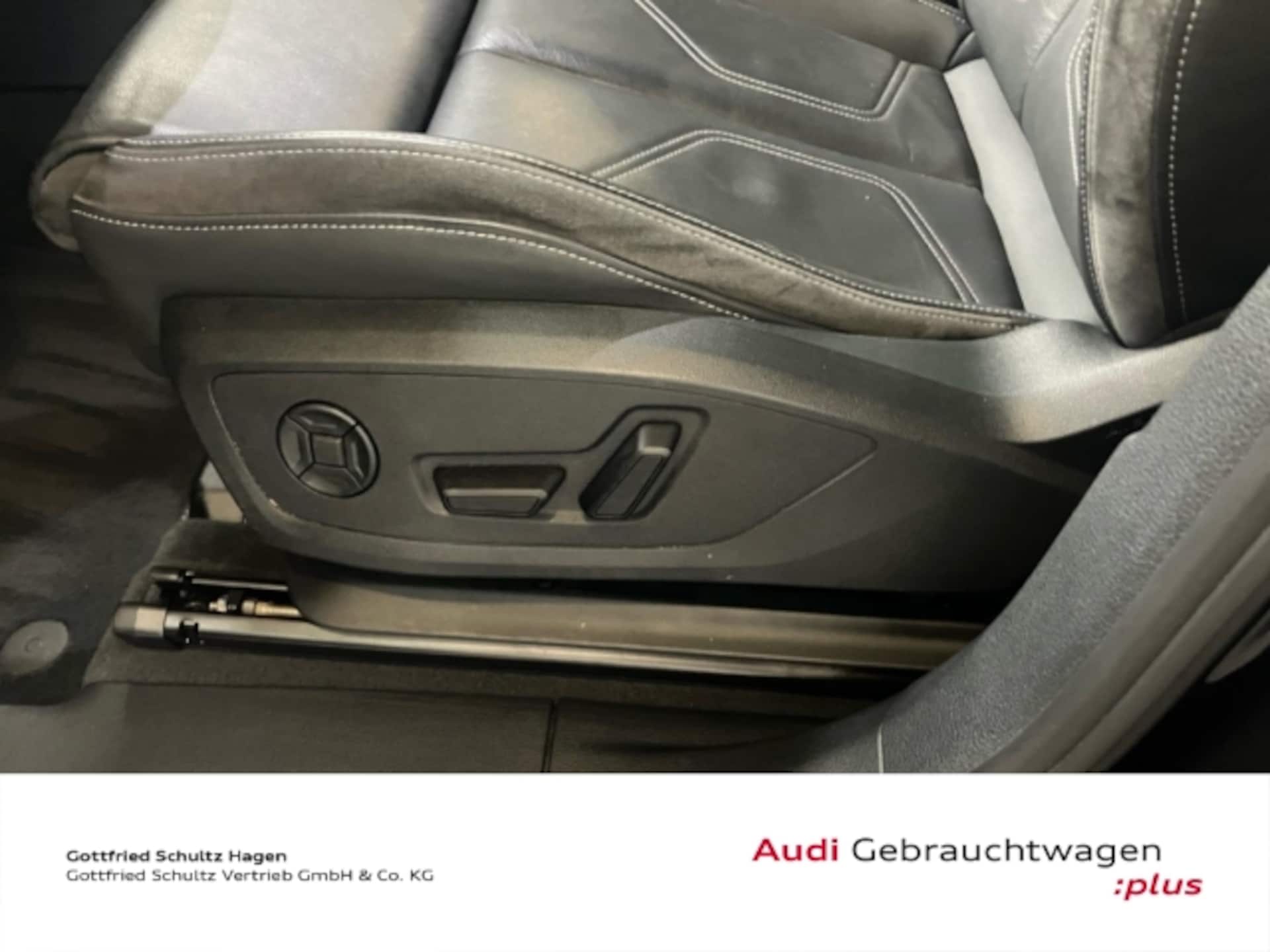 Audi Q3 SUV S line
