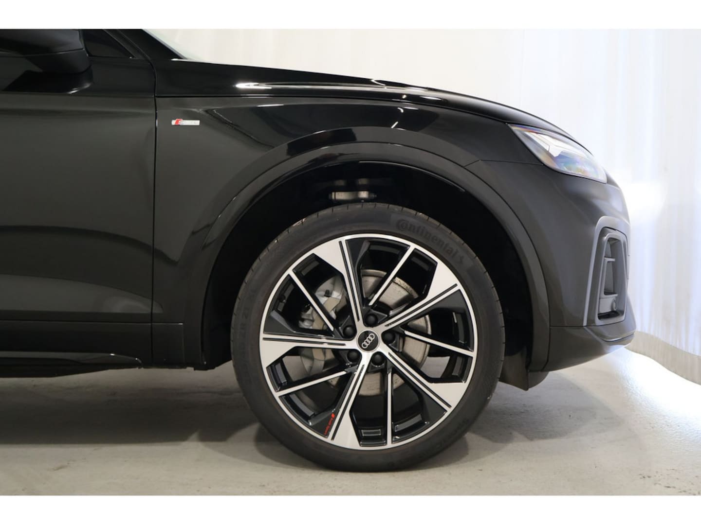 Bild über Audi Q5 40 TFSI quattro S tronic - für weitere Informationen kontaktieren Sie den Audi Partner