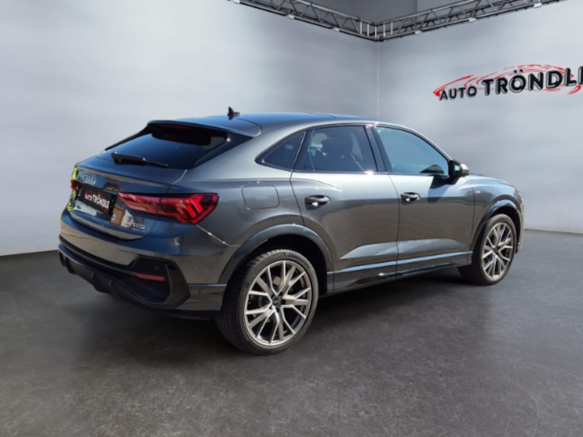 Audi Q3 Sportback S line