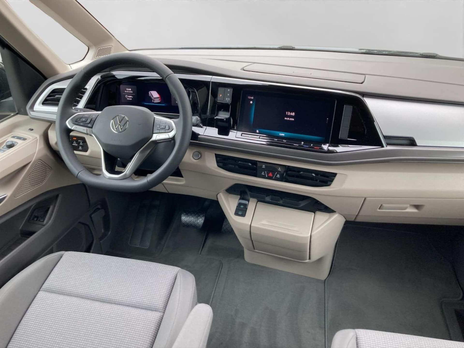 Volkswagen Multivan Langversion Basis-Modell