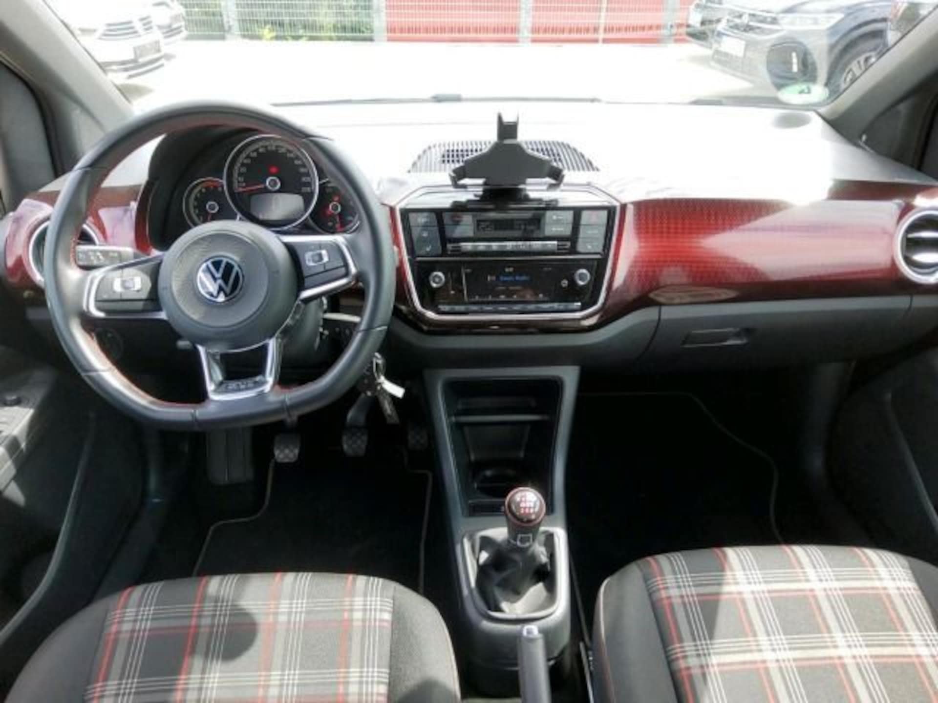 Volkswagen up! GTI
