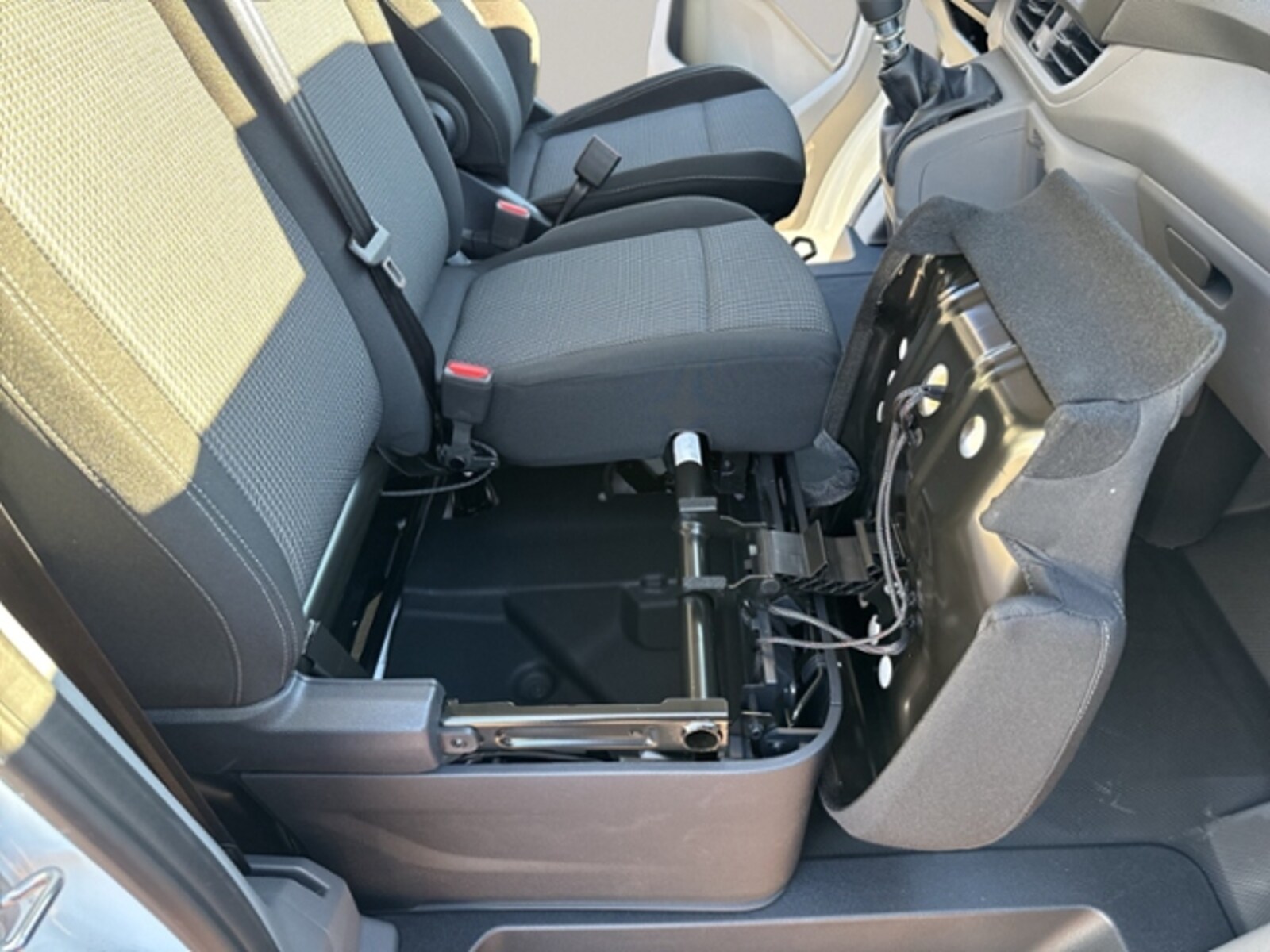 Volkswagen Transporter Kasten langer Radstand – Bild 21