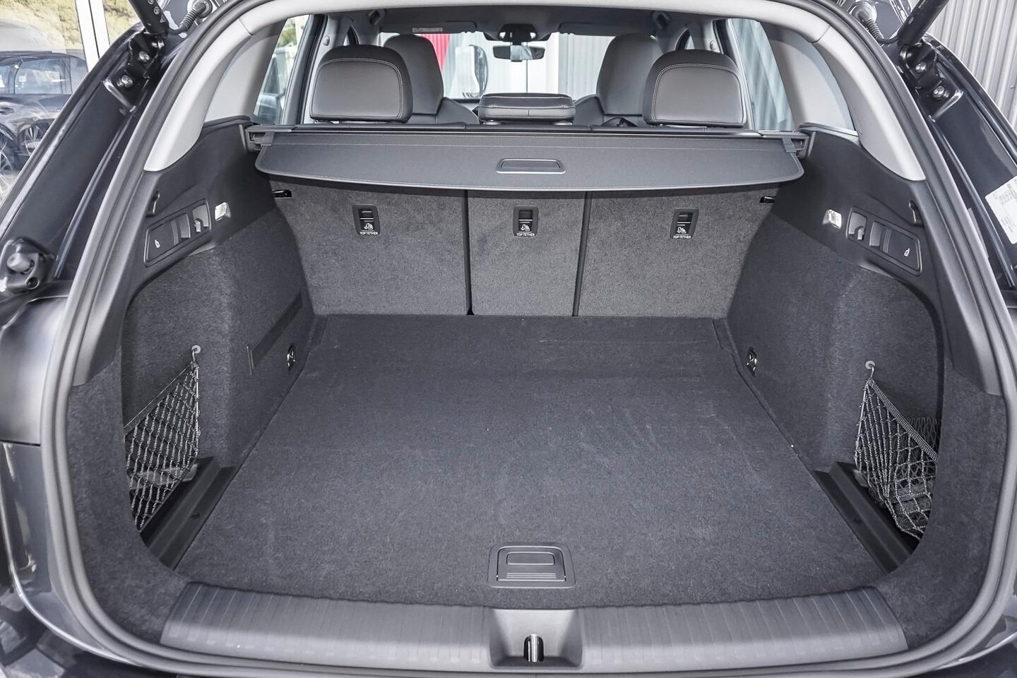 Image about Audi Q6 SUV e-tron e-tron