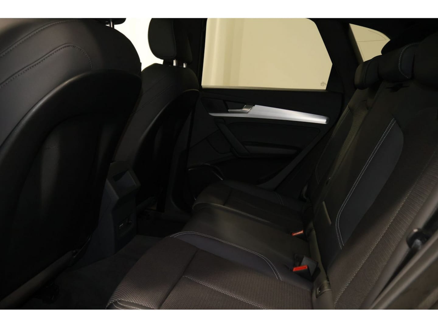 Bild über Audi Q5 40 TFSI quattro S tronic - für weitere Informationen kontaktieren Sie den Audi Partner