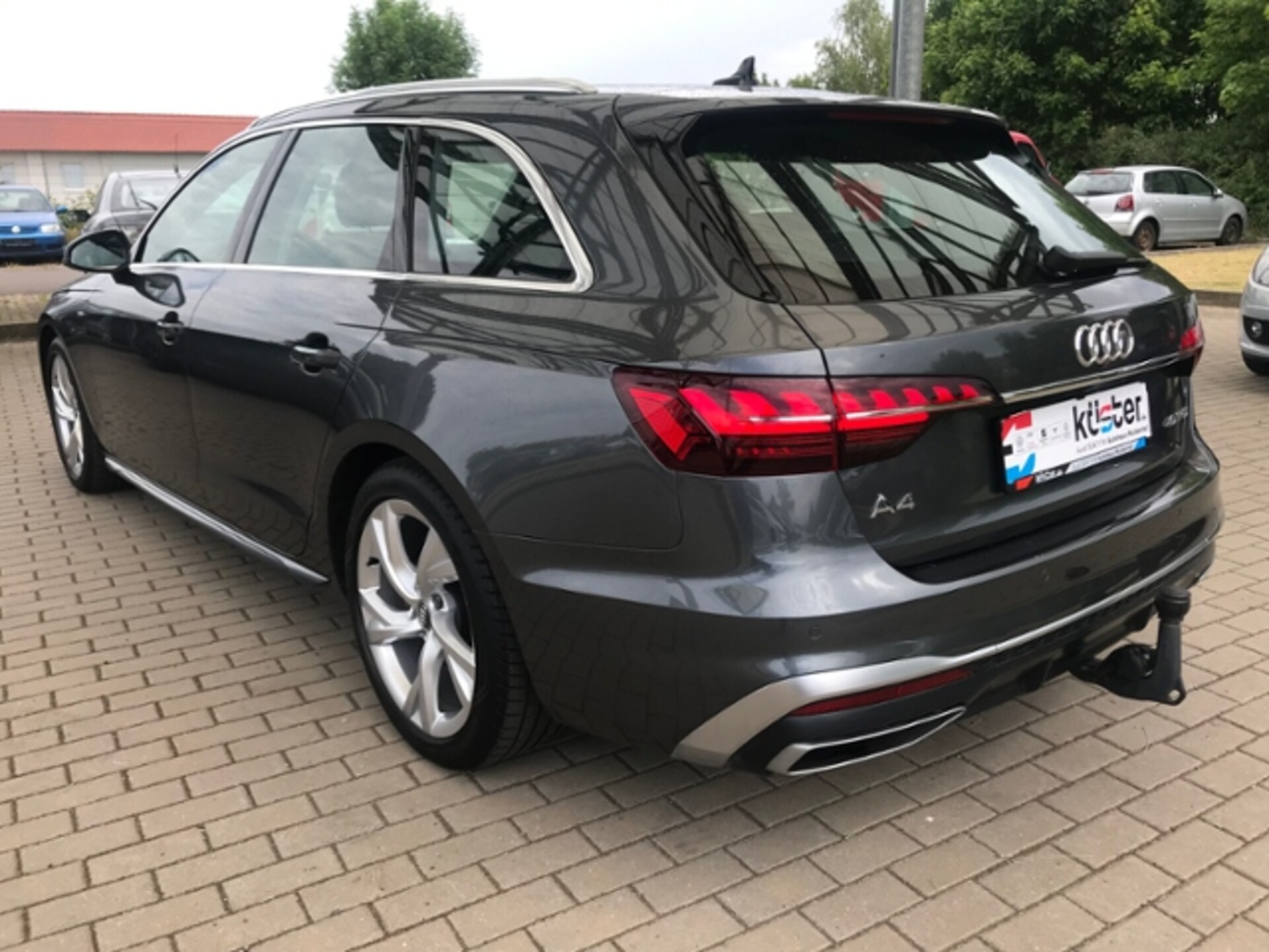 Audi A4 Avant S line