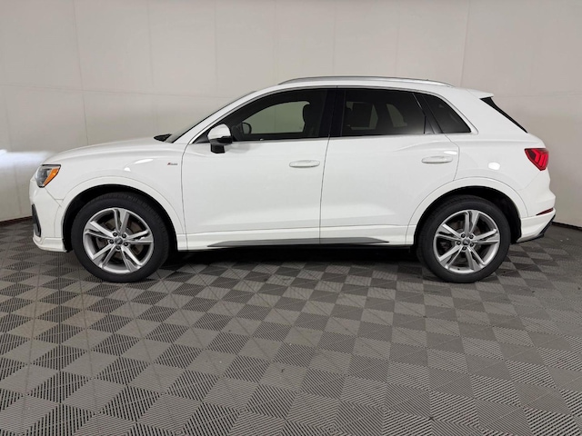 Used 2020 Audi Q3 S Line Premium with VIN WA1DECF3XL1104462 for sale in Rockville, MD