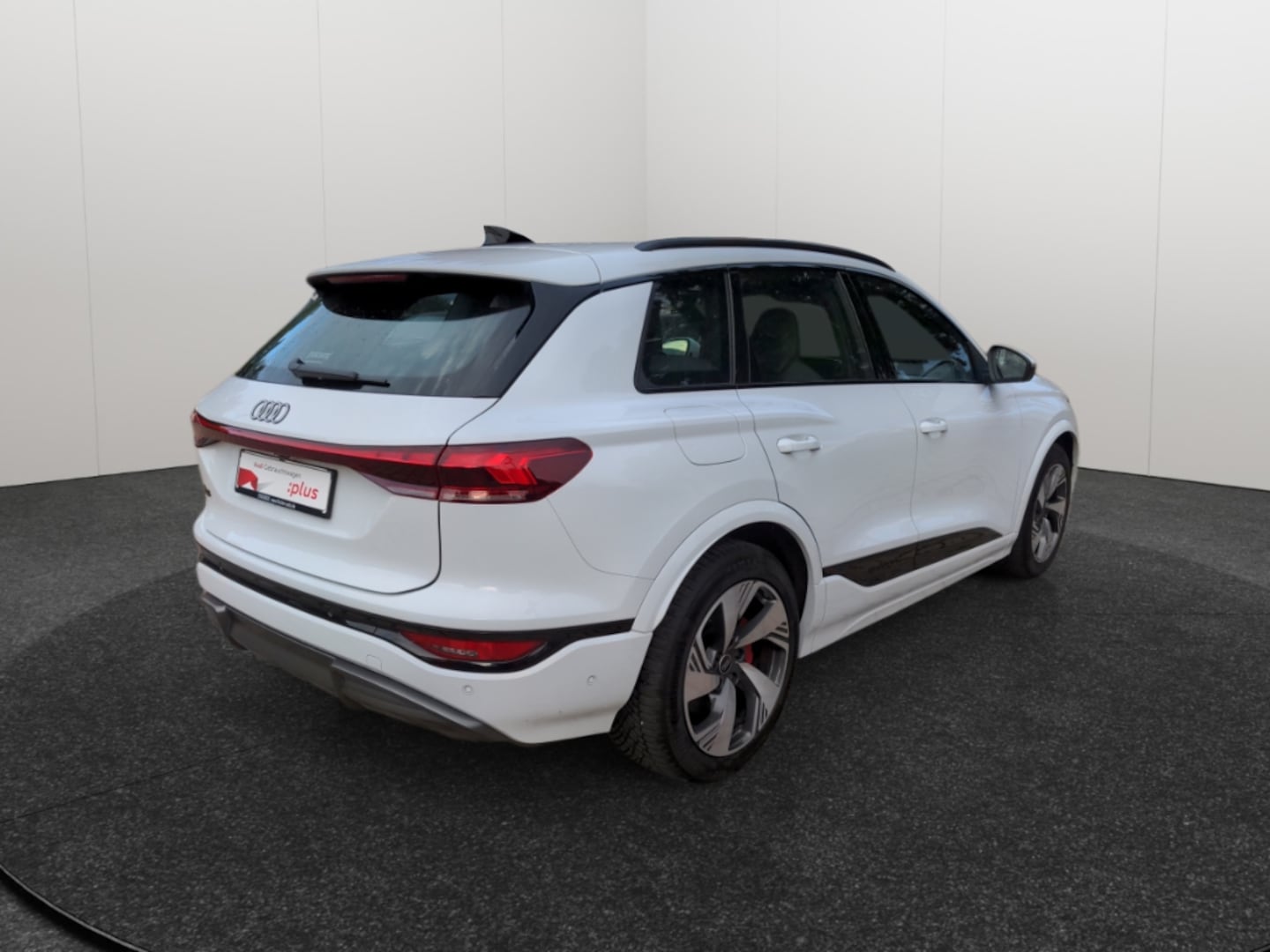 Bild über Audi Q6 SUV e-tron e-tron quattro - für weitere Informationen kontaktieren Sie den Audi Partner