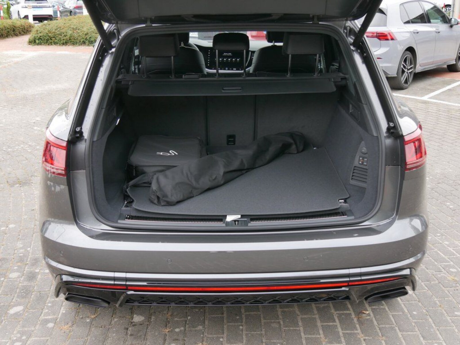 Volkswagen Touareg – Bild 10