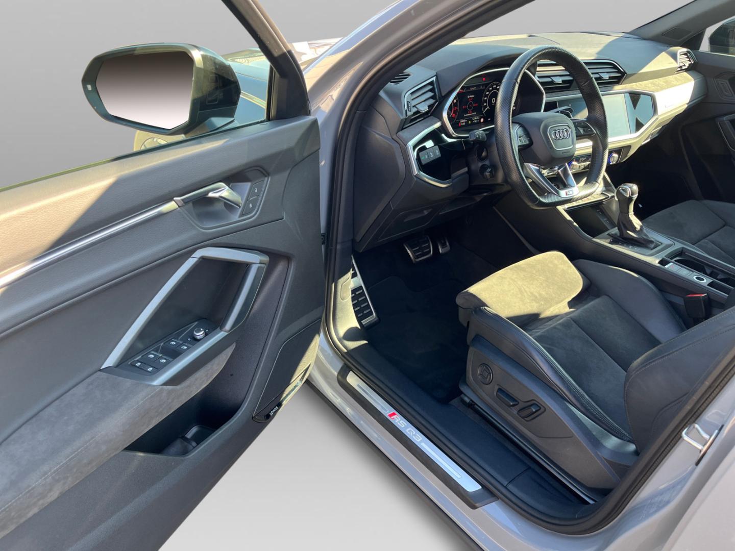 Image about Audi RS Q3 Sportback TFSI quattro S tronic