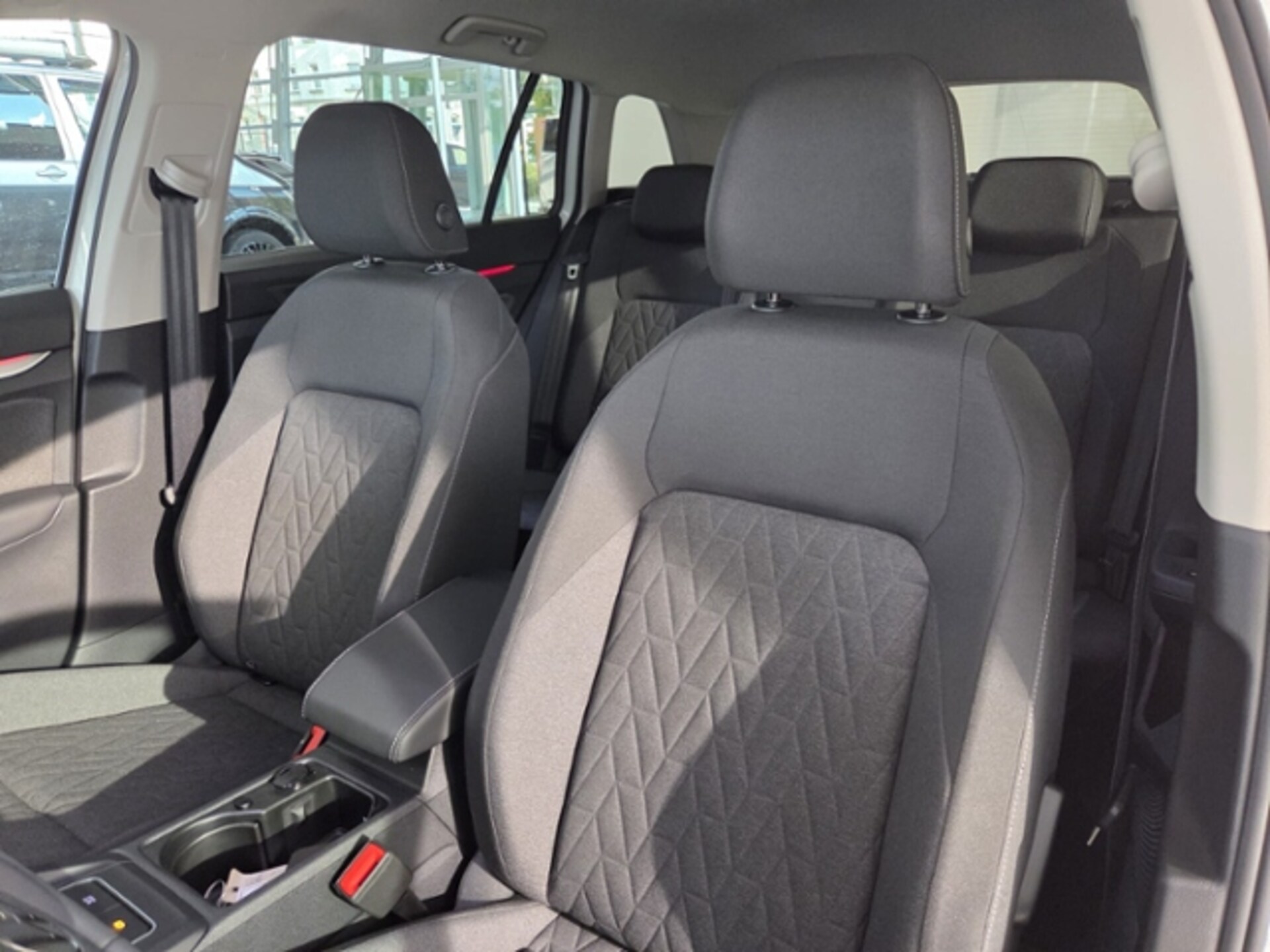 Volkswagen Golf Variant Life