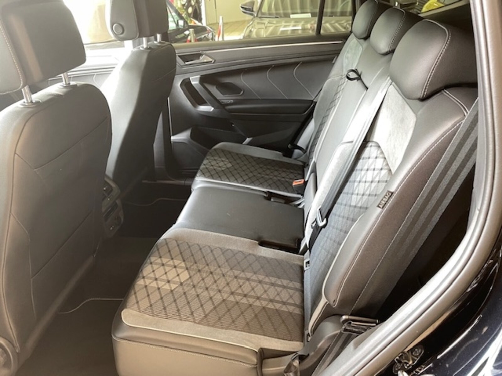 Volkswagen Tiguan Allspace – Bild 11