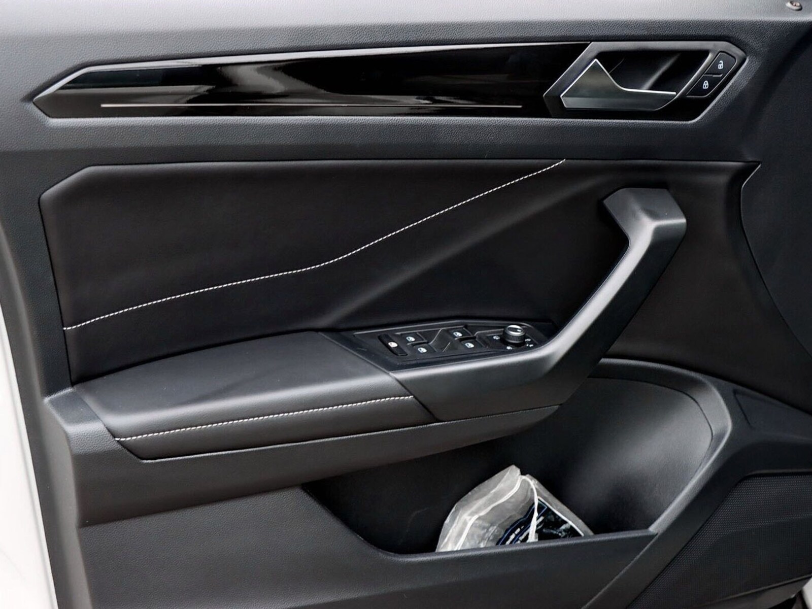 Volkswagen T-Roc – Bild 13