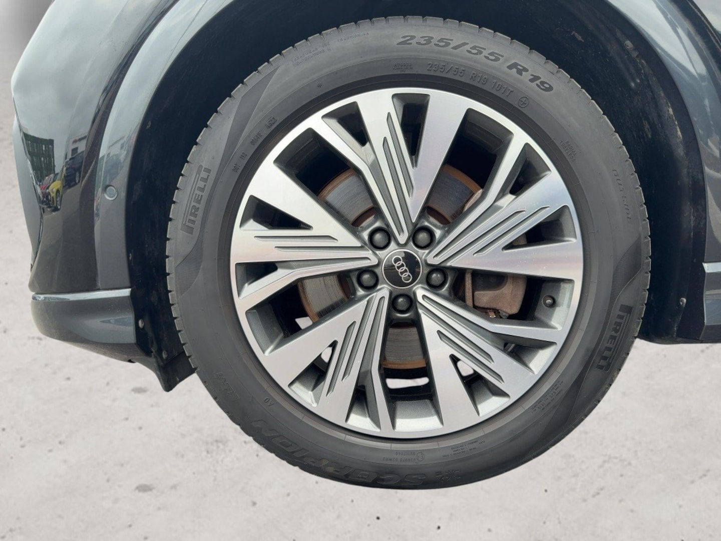 Bild über Audi Q4 Sportback e-tron 50 e-tron quattro - für weitere Informationen kontaktieren Sie den Audi Partner