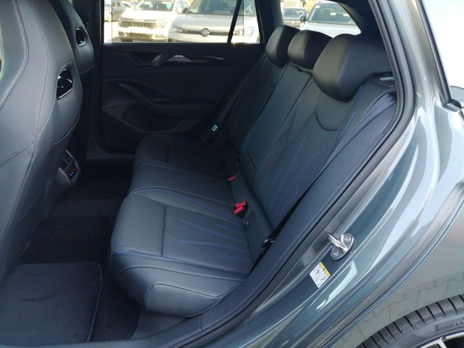 Volkswagen Passat – Bild 18