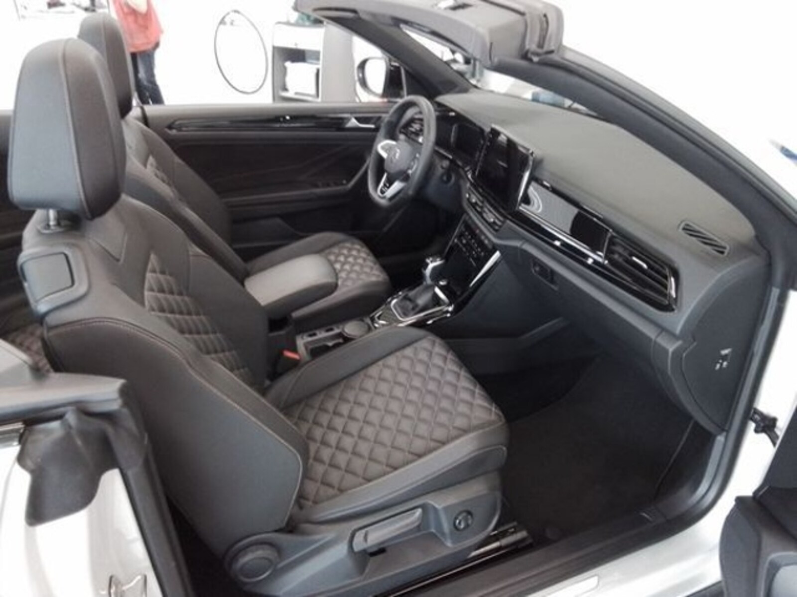 Volkswagen T-Roc Cabriolet – Bild 4