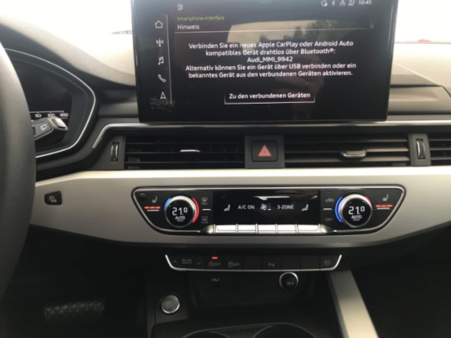 Audi A4 Avant S line