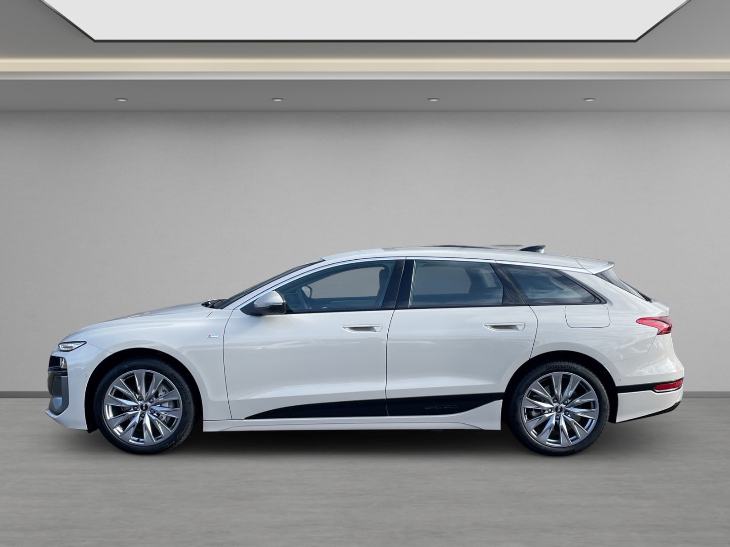 Bild über Audi A6 Avant e-tron e-tron quattro - für weitere Informationen kontaktieren Sie den Audi Partner
