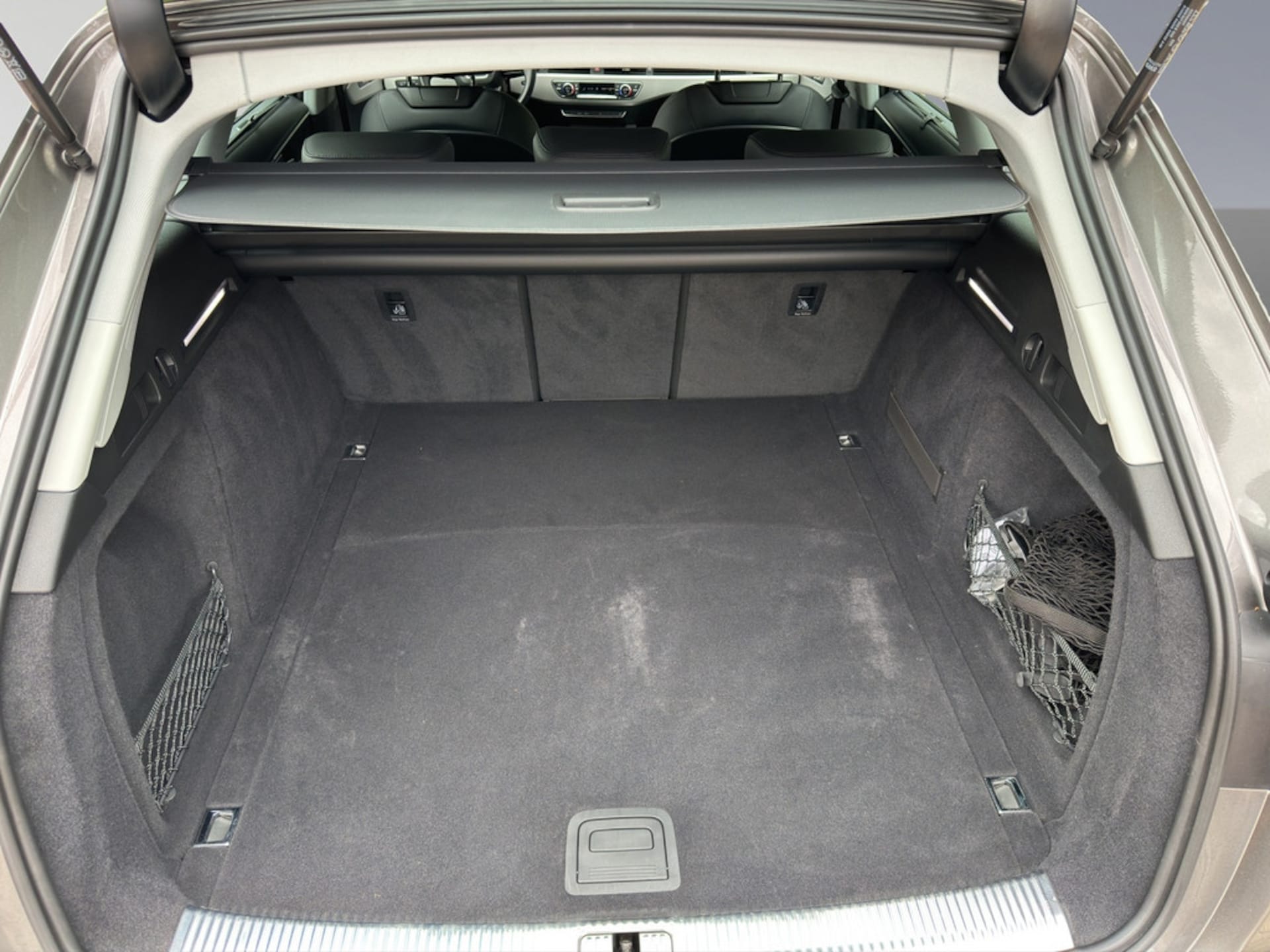 Audi A4 Avant Advanced