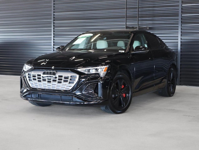 2024 Audi Q8 Sportback e-tron
