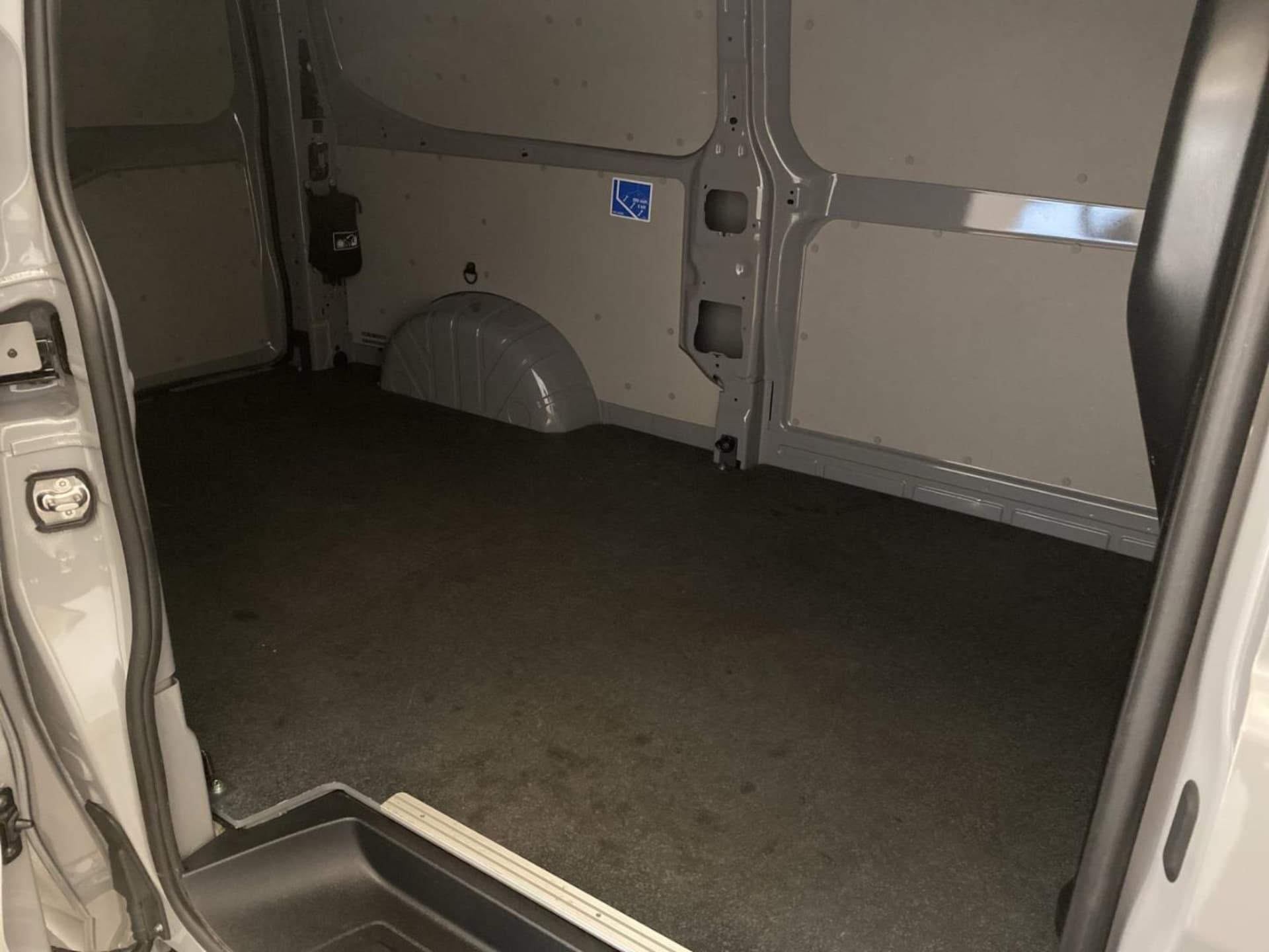 Volkswagen Transporter Kasten langer Radstand