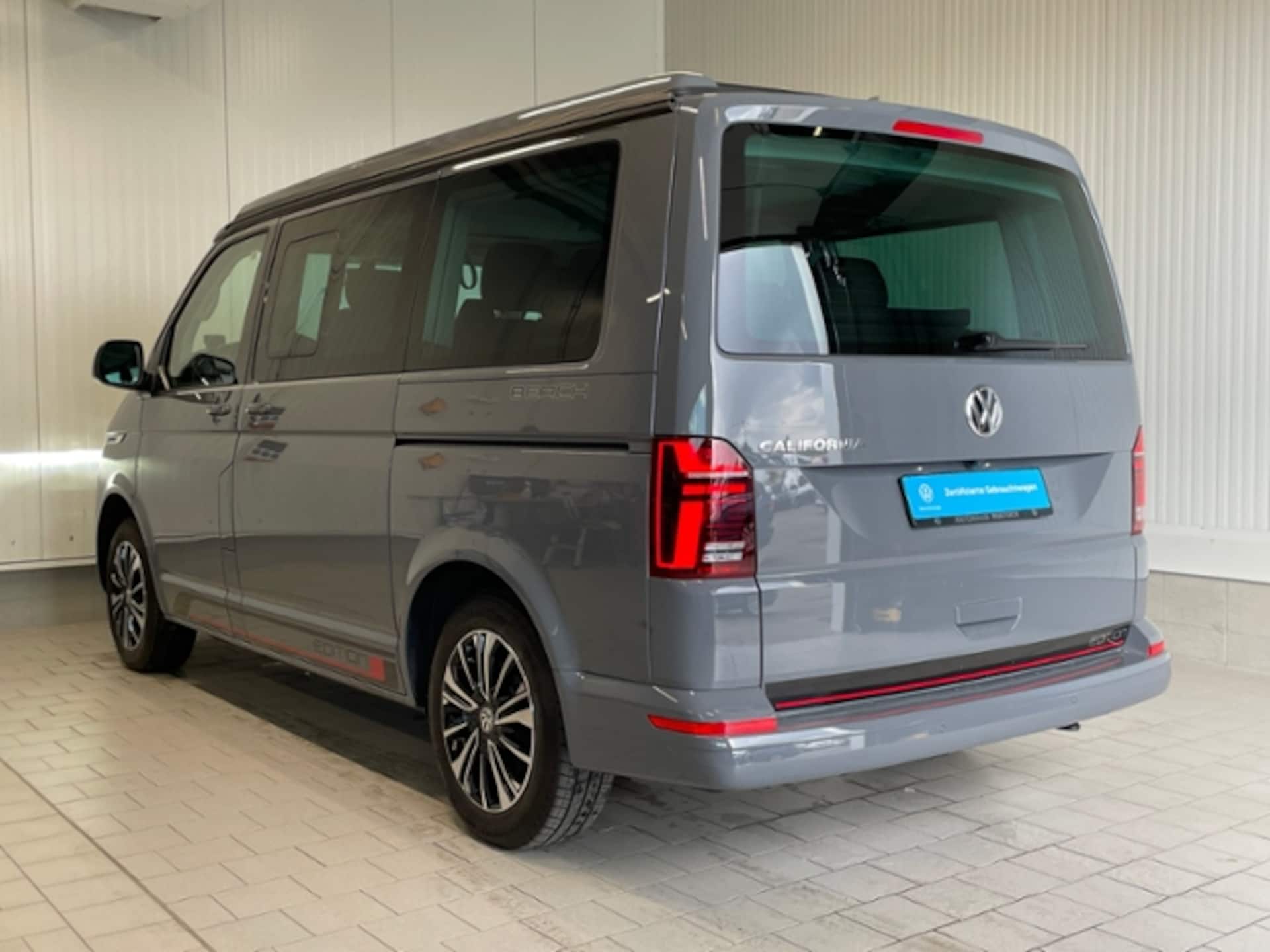 Volkswagen T6.1 California Beach