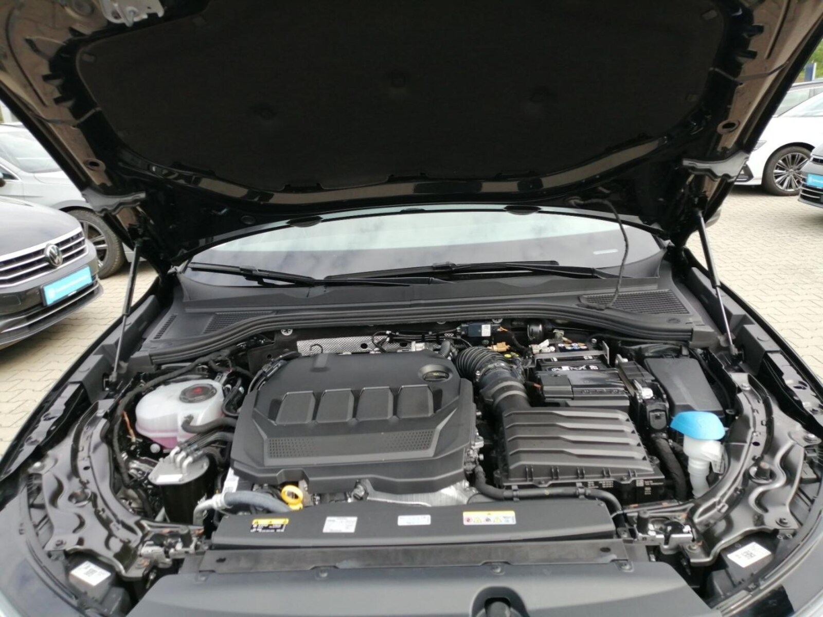 Volkswagen Passat – Bild 9