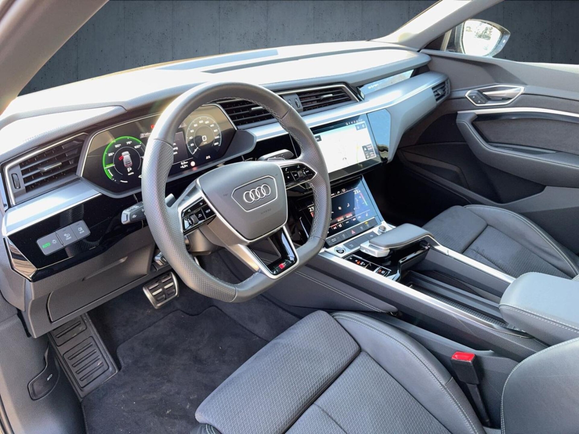 Audi Q8 Sportback e-tron Advanced
