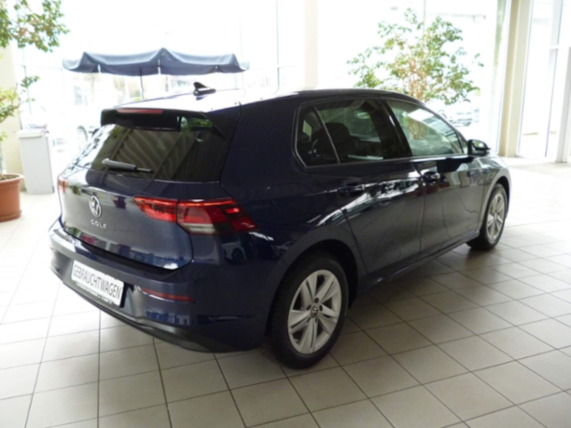 Volkswagen Golf Life