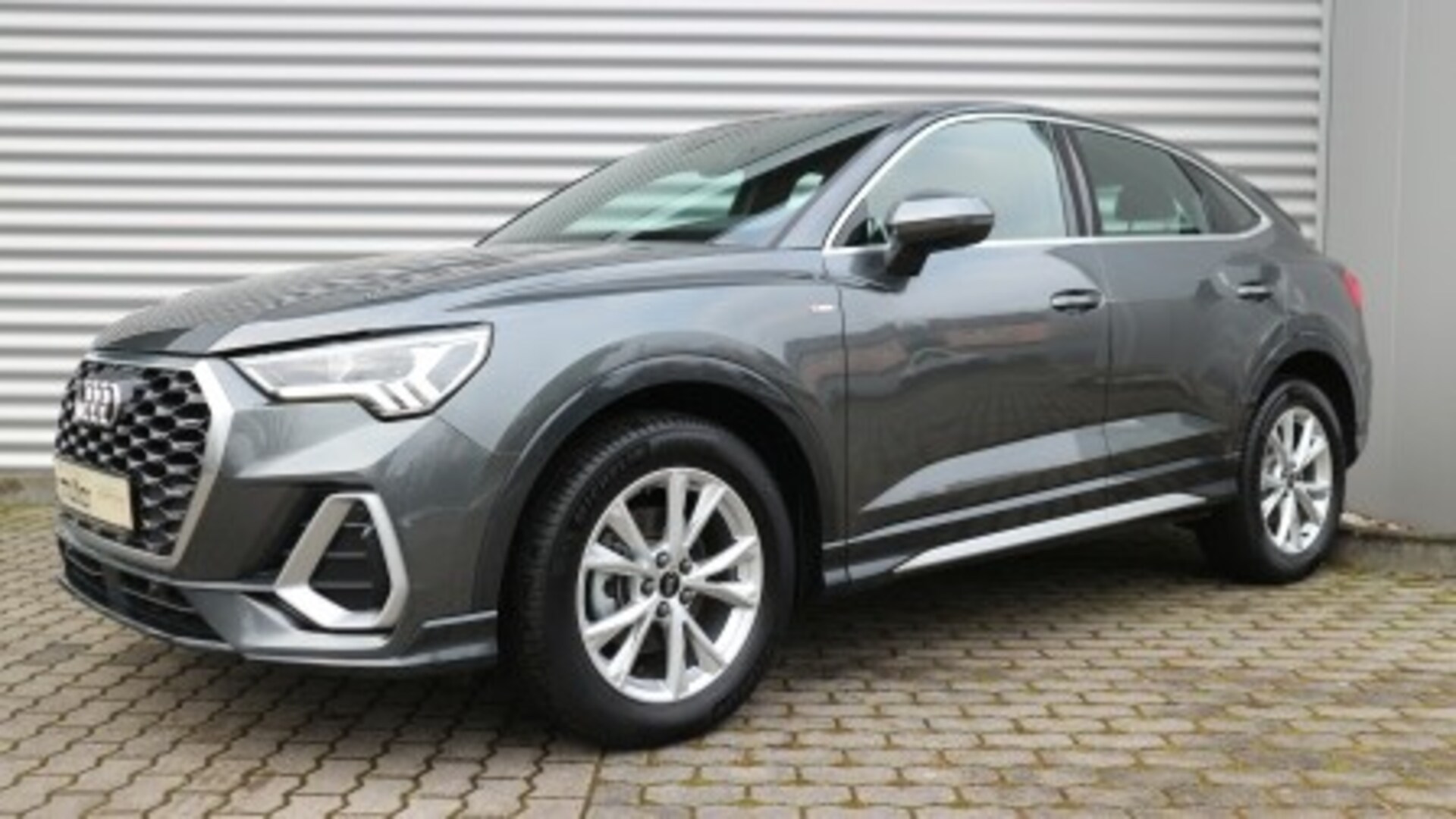 Audi Q3 Sportback S line