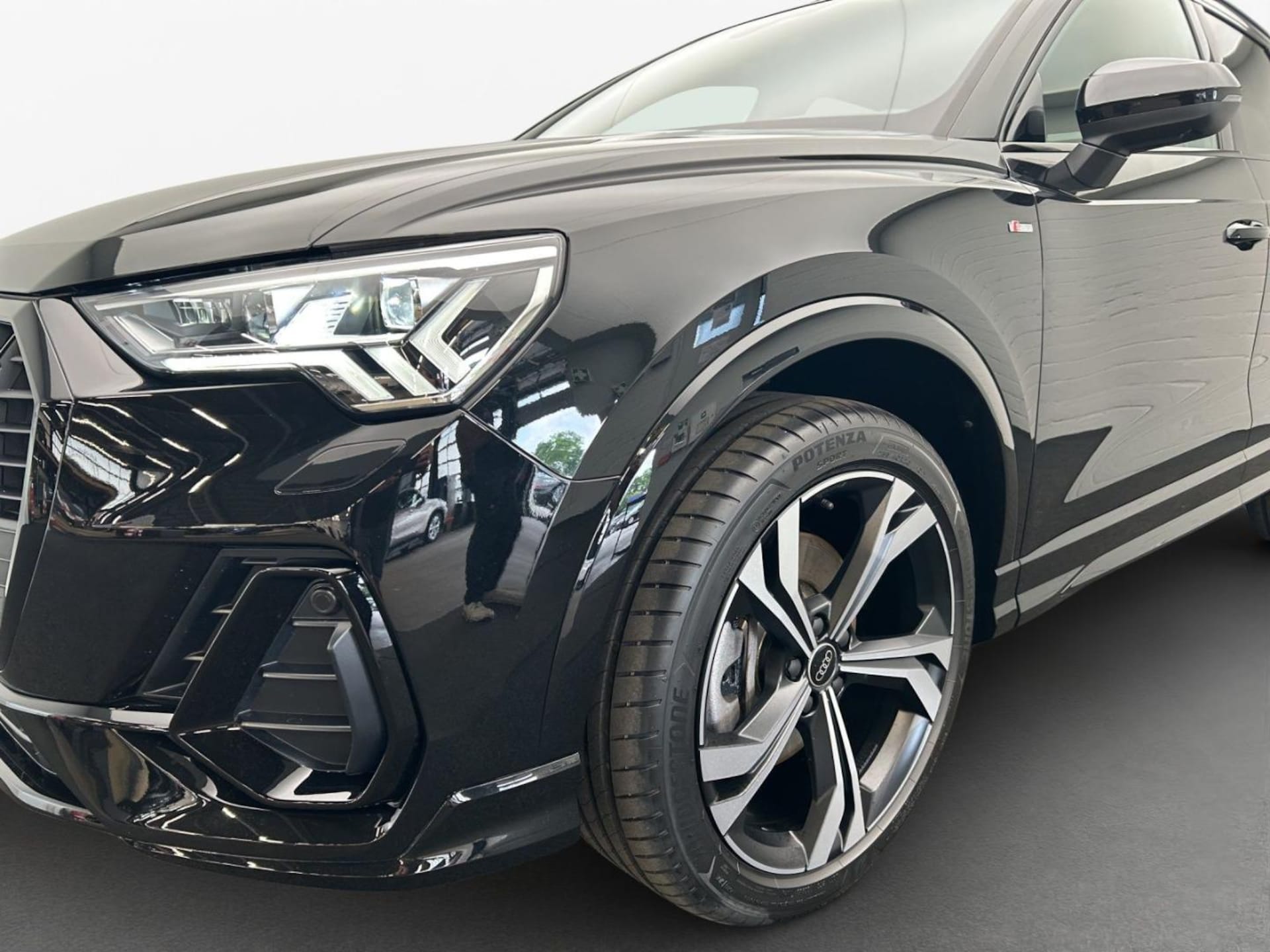 Audi Q3 SUV S line