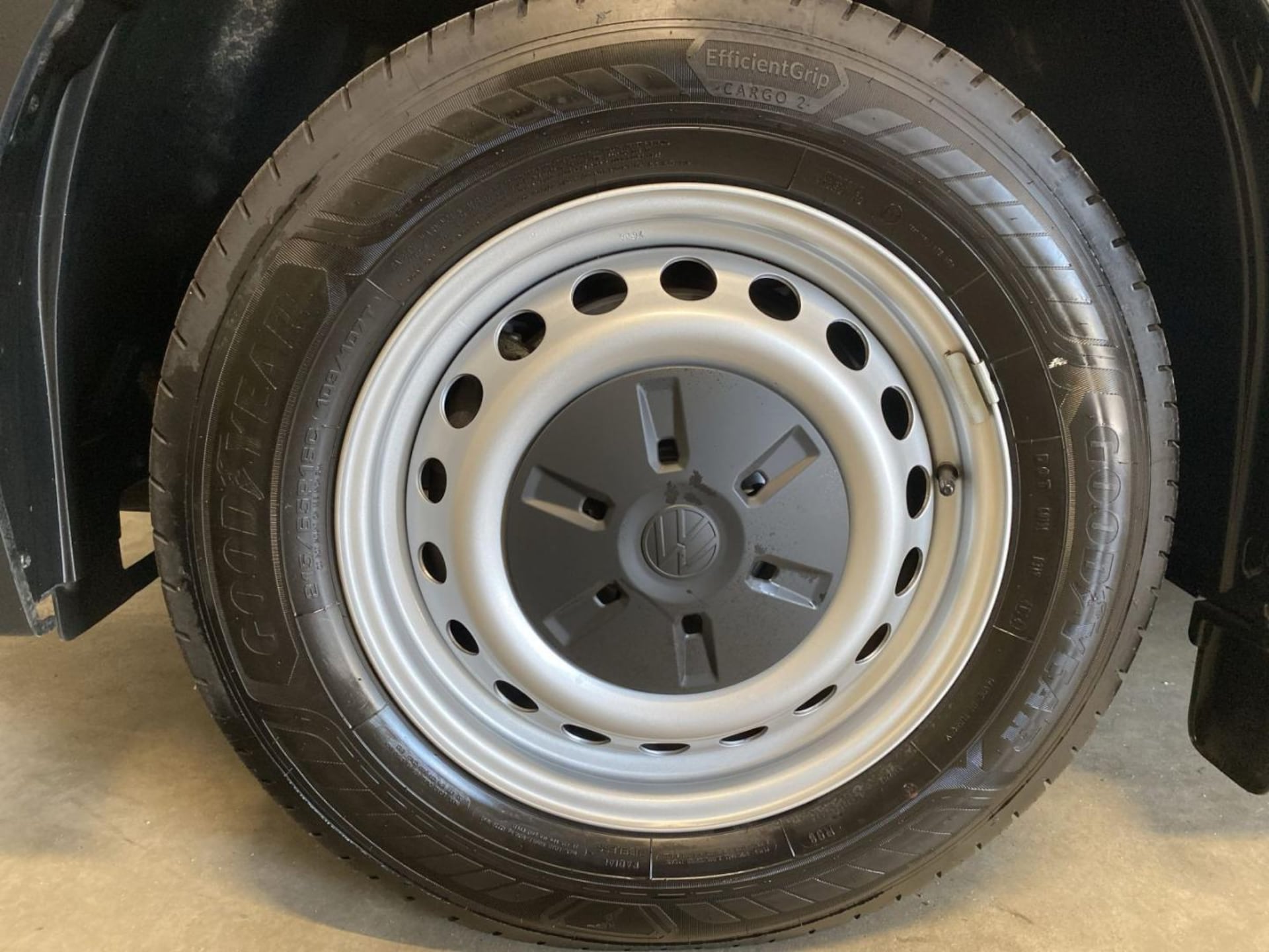 Volkswagen Transporter Kasten langer Radstand
