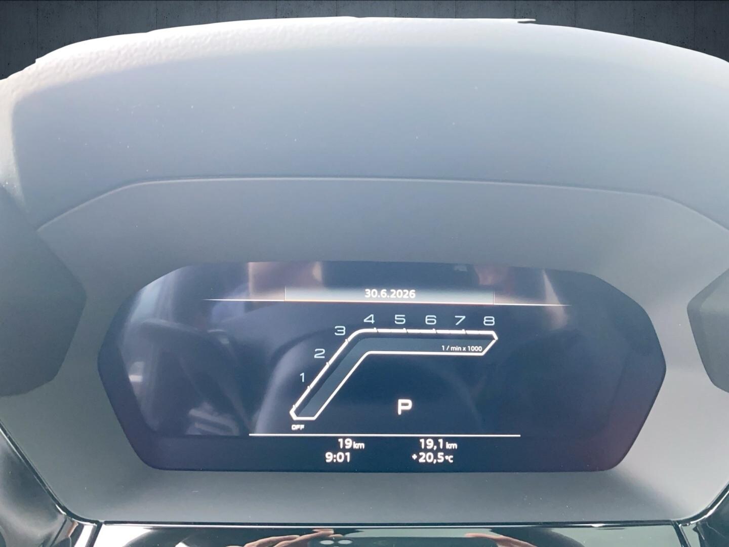 Bild über Audi RS 3 Sportback TFSI quattro 294 kW S tronic - für weitere Informationen kontaktieren Sie den Audi Partner