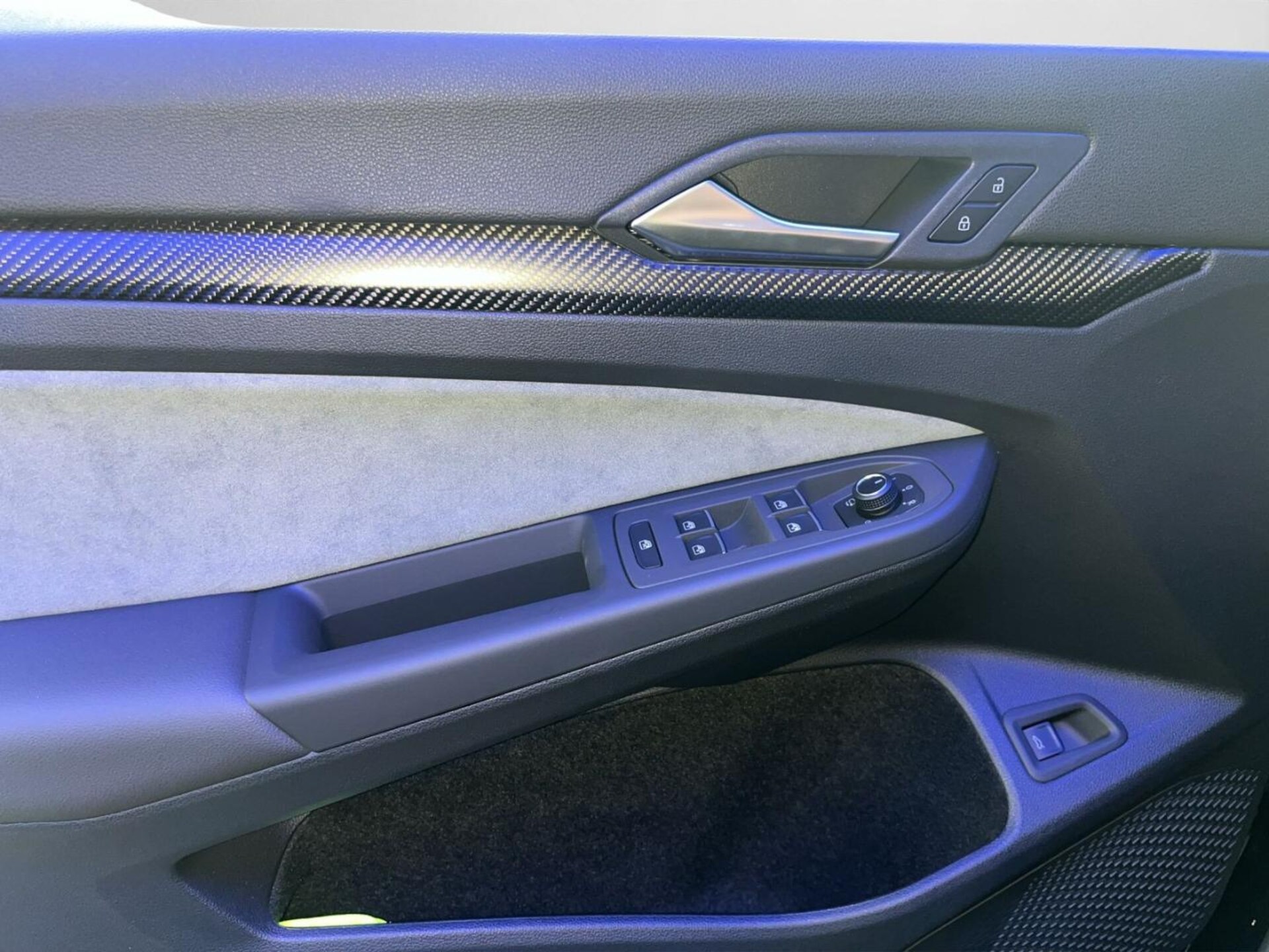 Volkswagen Golf Variant R