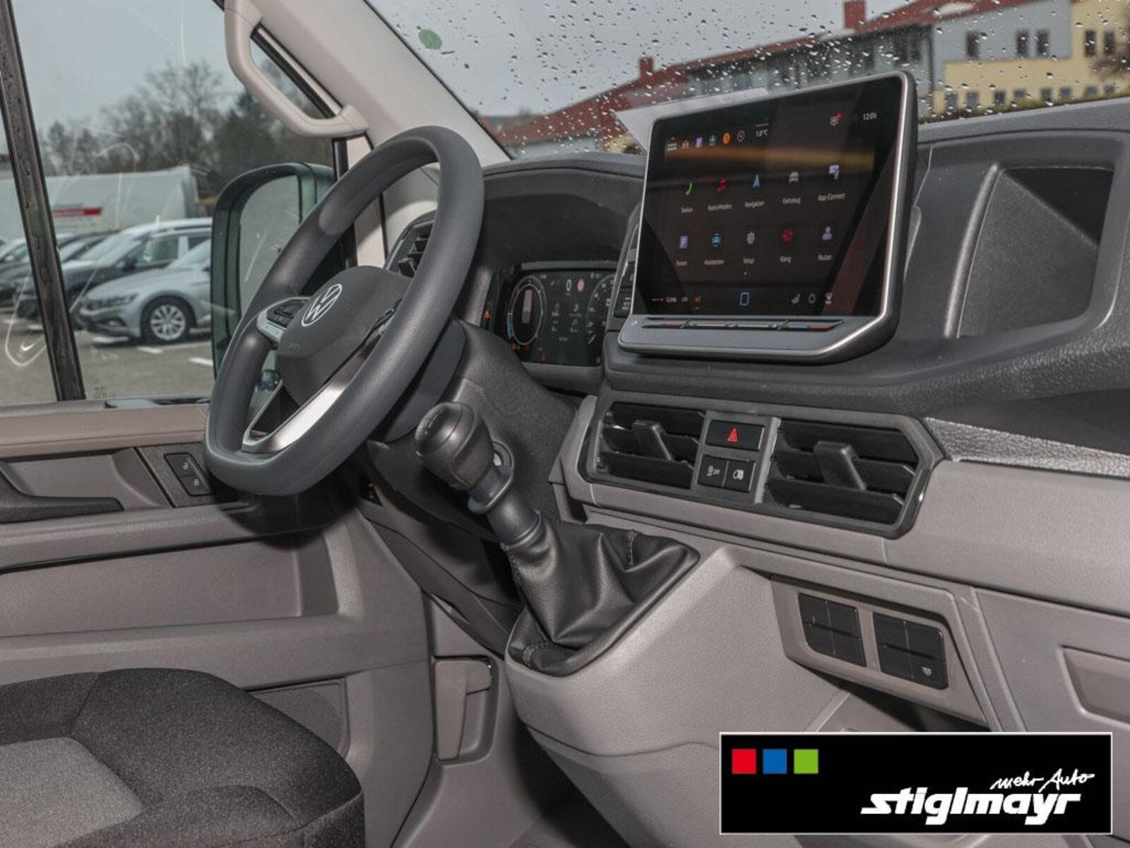 Volkswagen Crafter Kasten mittlerer Radstand – Bild 3