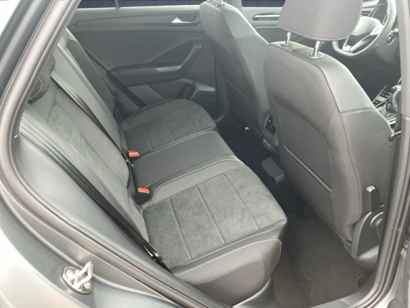 Volkswagen T-Roc – Bild 13
