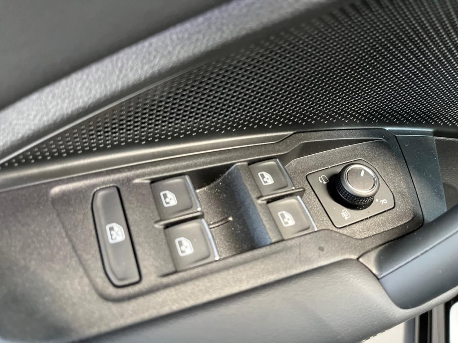 Volkswagen Tiguan – Bild 16