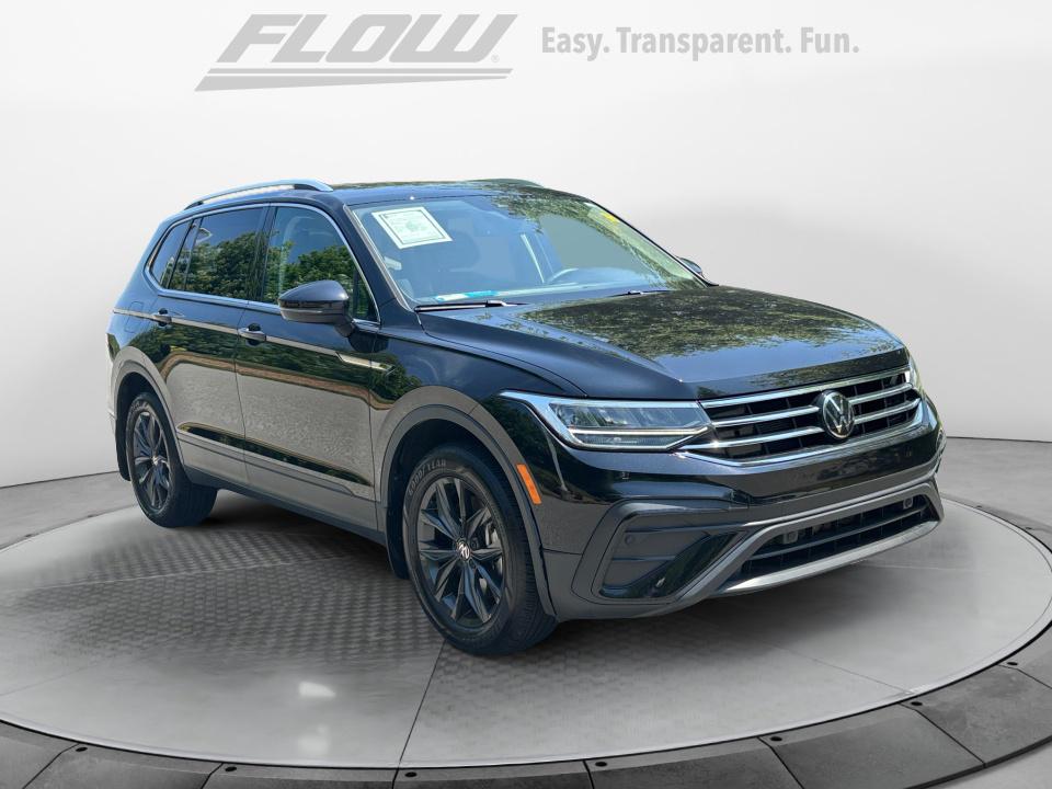 2024 Volkswagen Tiguan 2.0T SE 4Motion's photo