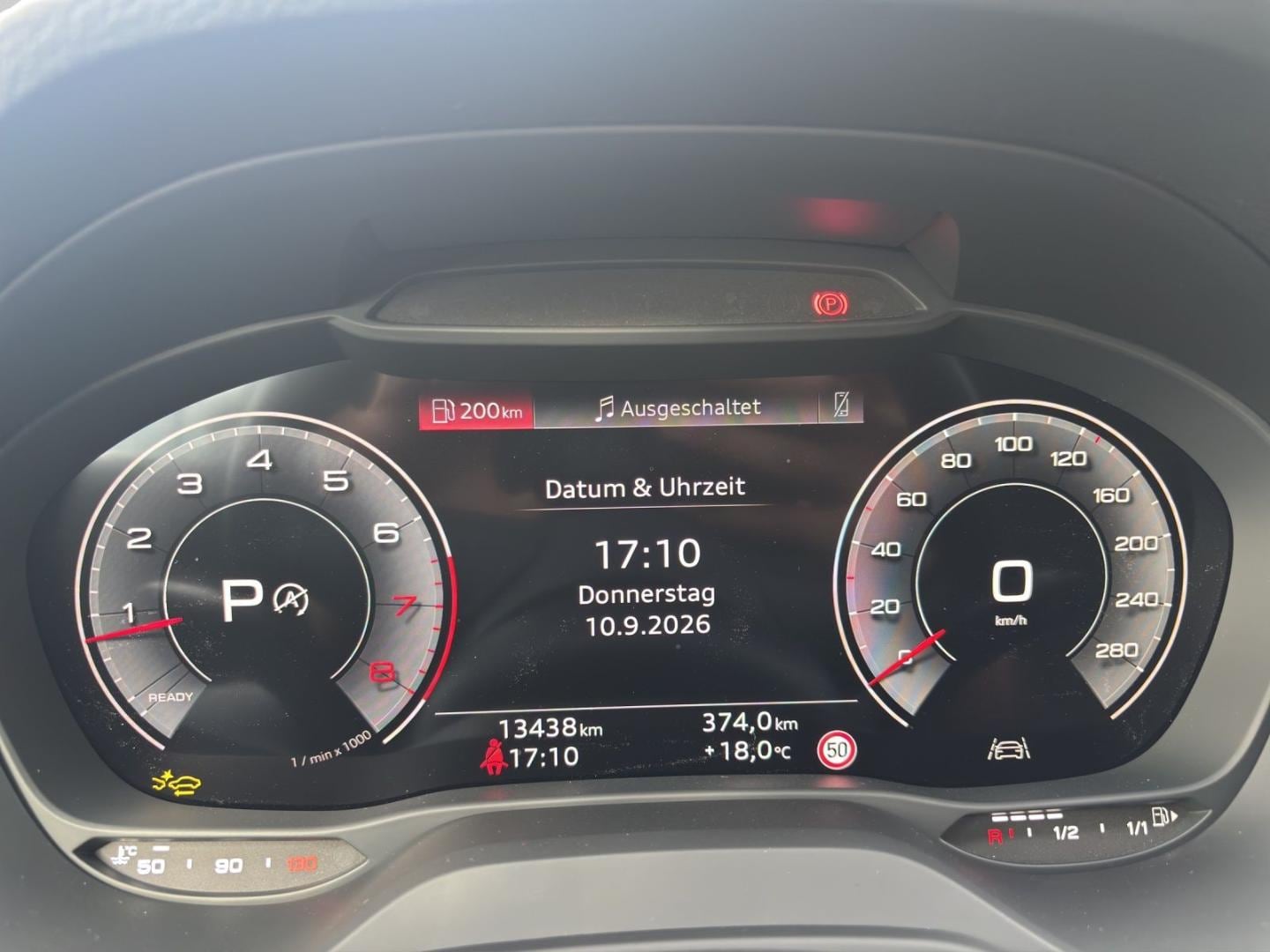 Bild über Audi Q2 advanced 35 TFSI S tronic - für weitere Informationen kontaktieren Sie den Audi Partner