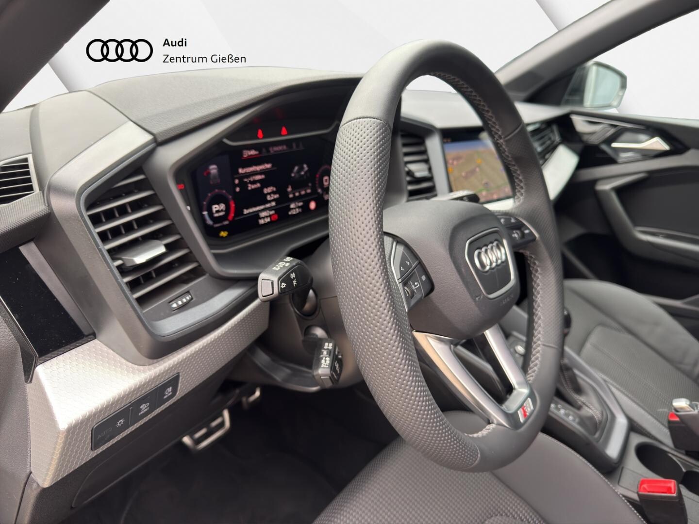 Bild über Audi A1 Sportback advanced 25 TFSI S tronic - für weitere Informationen kontaktieren Sie den Audi Partner